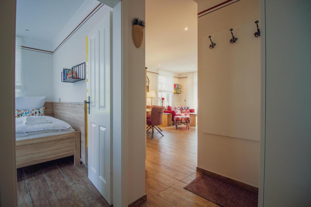 Up Besoeoek - Wildrose Mit Sauna Krummhörn Exterior foto